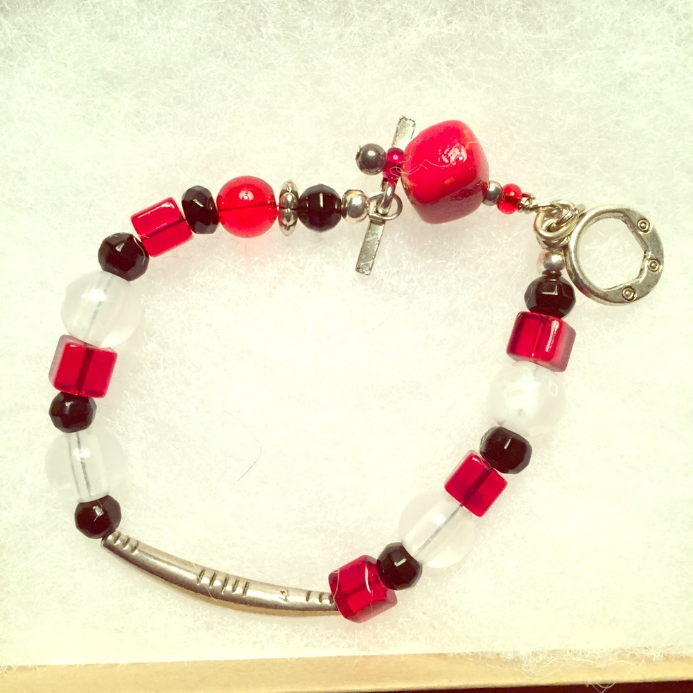 Bead bracelet